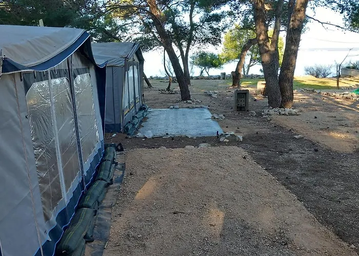 Caravan Near The Sea 6