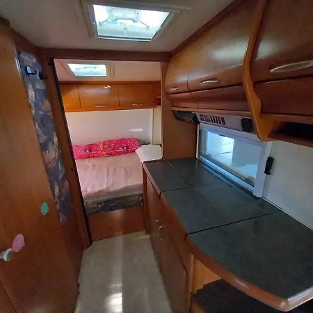 Caravan Near The Sea 6 *