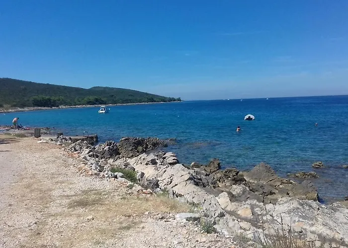 Caravan Near The Sea 6 Kemping Ugljan