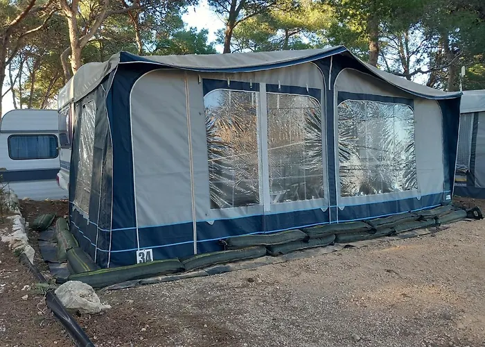 Camping Caravan Near The Sea 6 Ugljan